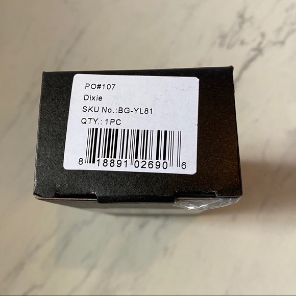 Diff Eyewear • Dixie White Flower Sunglasses - Picture 5 of 9